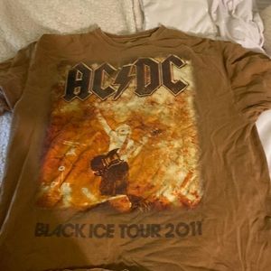AC/DC oversized T